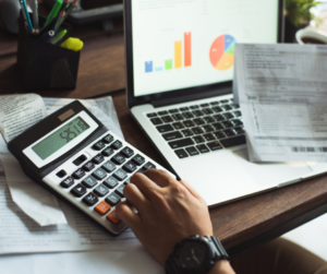 Como calcular o custo real do empréstimo e evitar imprevistos financeiros